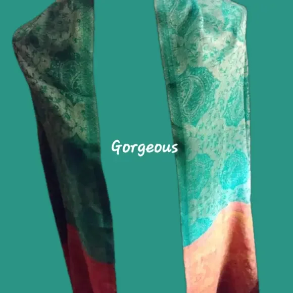 Sofia Cashmere Wrap/Scarf NWTS - Picture 8 of 13